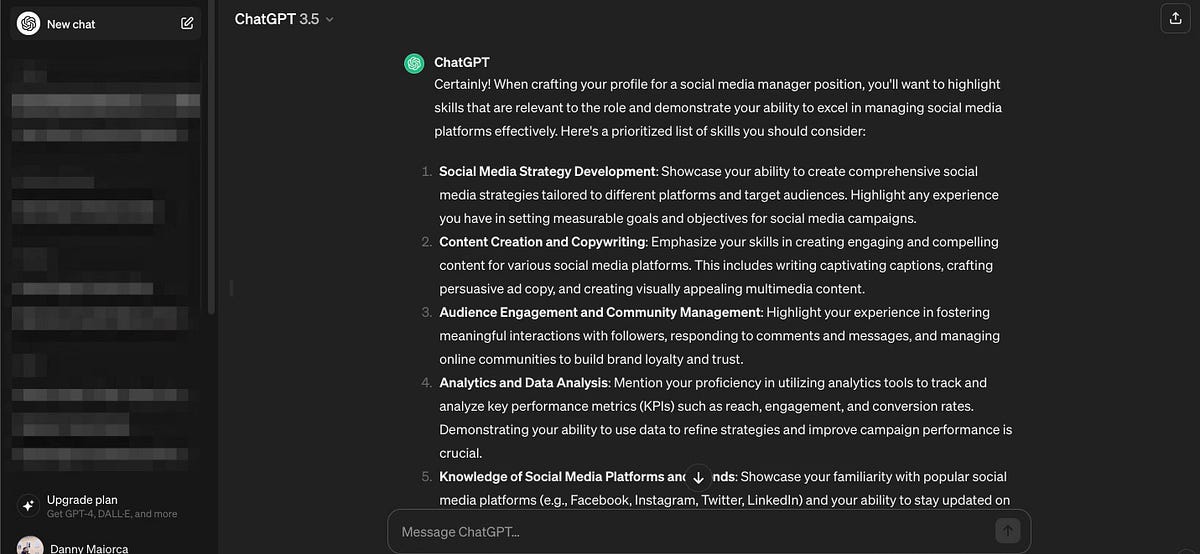 صورة لـ كيفية تحسين ملفك الشخصي على LinkedIn باستخدام الذكاء الاصطناعي | 1-TGEXFrI-2GU2akTAA4wmA-DzTechs