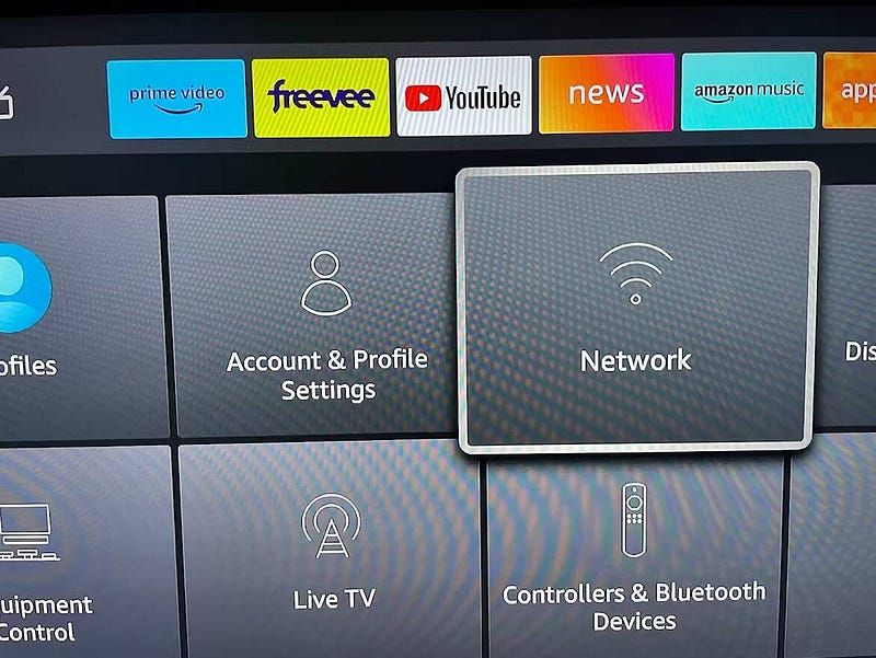 صورة لـ كيفية استكشاف مُشكلات Amazon Fire TV Stick الشائعة وإصلاحها | 1jYcoTOUE5oKXLhVxNXyZaQ-DzTechs