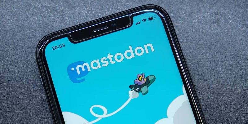 صورة لـ بعض الأسباب التي تُؤدي إلى عدم تمكّن Mastodon من إستبدال X (Twitter سابقًا) | 1k6ycYvS_wbRolKH8uN_75A-DzTechs