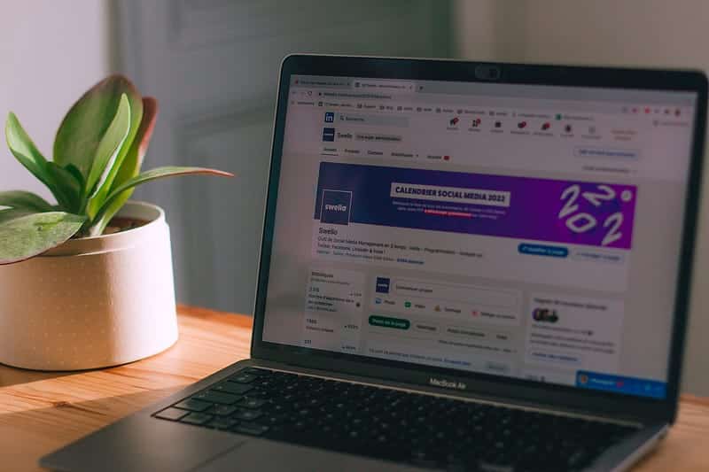 صورة لـ كيفية تحسين ملفك الشخصي على LinkedIn باستخدام الذكاء الاصطناعي | 1zMlm5qMXMwHlVl0BFaWBfQ-DzTechs