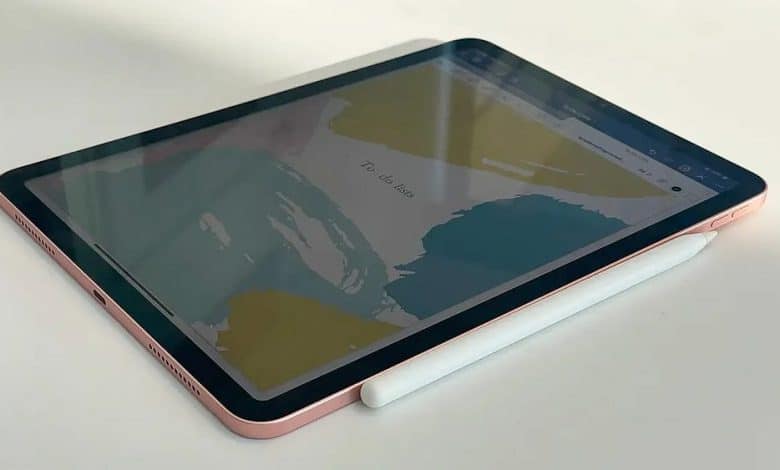 صورة لـ ما طراز Apple Pencil الذي يجب عليك شراؤه للـ iPad الخاص بك؟ | 1T1i0CfFS5rGURnOlEmeTwg-DzTechs