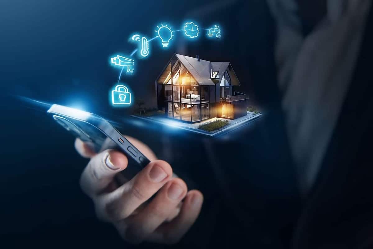 صورة لـ لماذا تبقى Philips Hue خياري المُفضل بعد 11 عامًا من استخدام أدوات المنزل الذكي | 10f3D7oWLBKxMRAEGR44MOQ-DzTechs