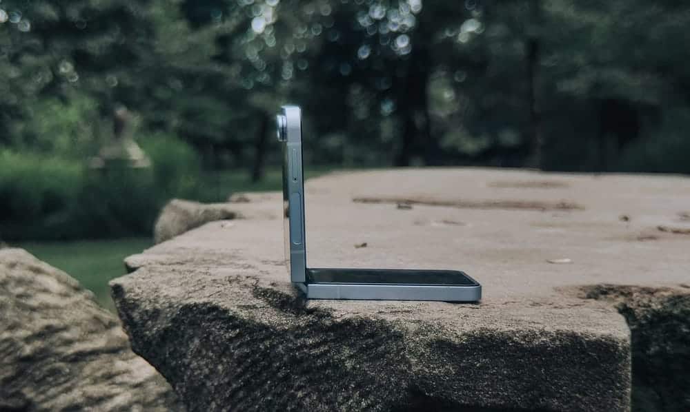 صورة لـ مُراجعة Samsung Galaxy Flip 6: تحسينات كبيرة في تحديث صغير | 16J-nj9fj5Tm961EB8qE1kg-DzTechs