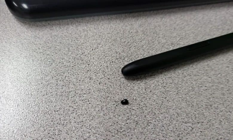 صورة لـ تجنب هذه الأخطاء البسيطة مع قلم S Pen من Samsung لتجنب كسرها | 1QHsegc3aF-AfzDXFRe1JVA-DzTechs