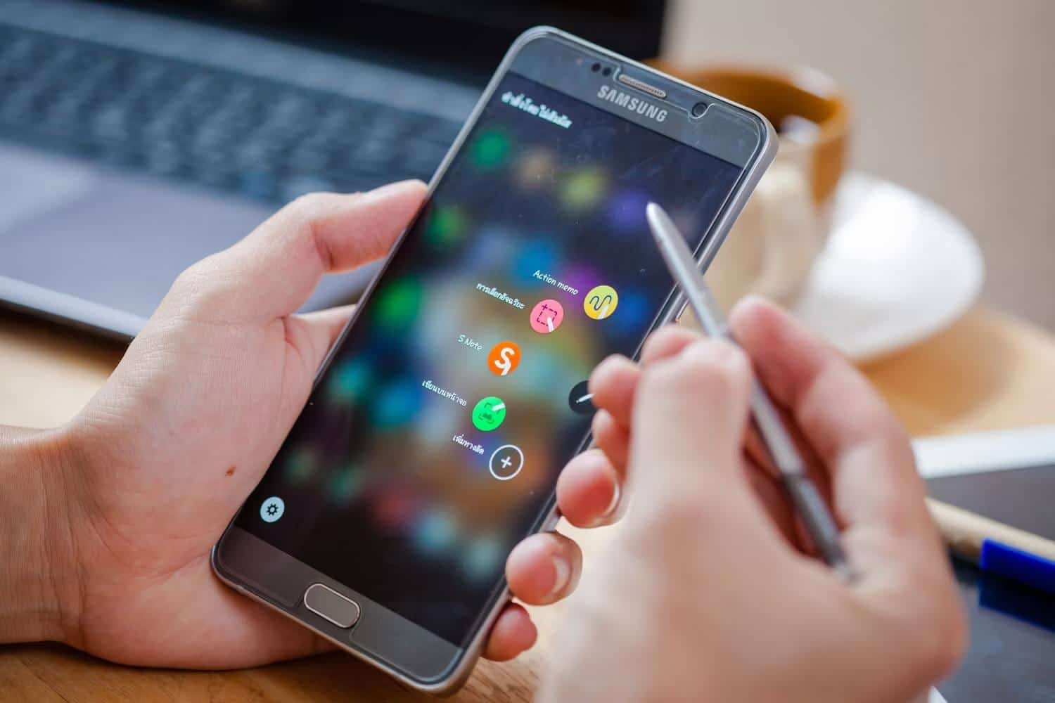 صورة لـ أفضل هواتف Android التي جربتها في مُختلف المُراجعات: اختياراتي الشخصية | 15oDUGYX_Jt5vS9N6onb5vw-DzTechs