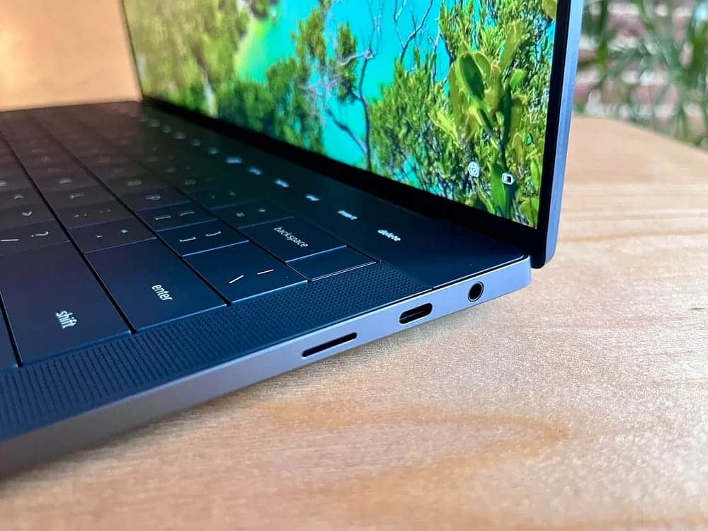 صورة لـ مُراجعة Dell XPS 14 9440: لماذا يُعتبر هذا الجهاز معيارًا جديدًا في التصميم الرائع | 1PtE3Qes0iFvmsHjJ1v9cVA-DzTechs