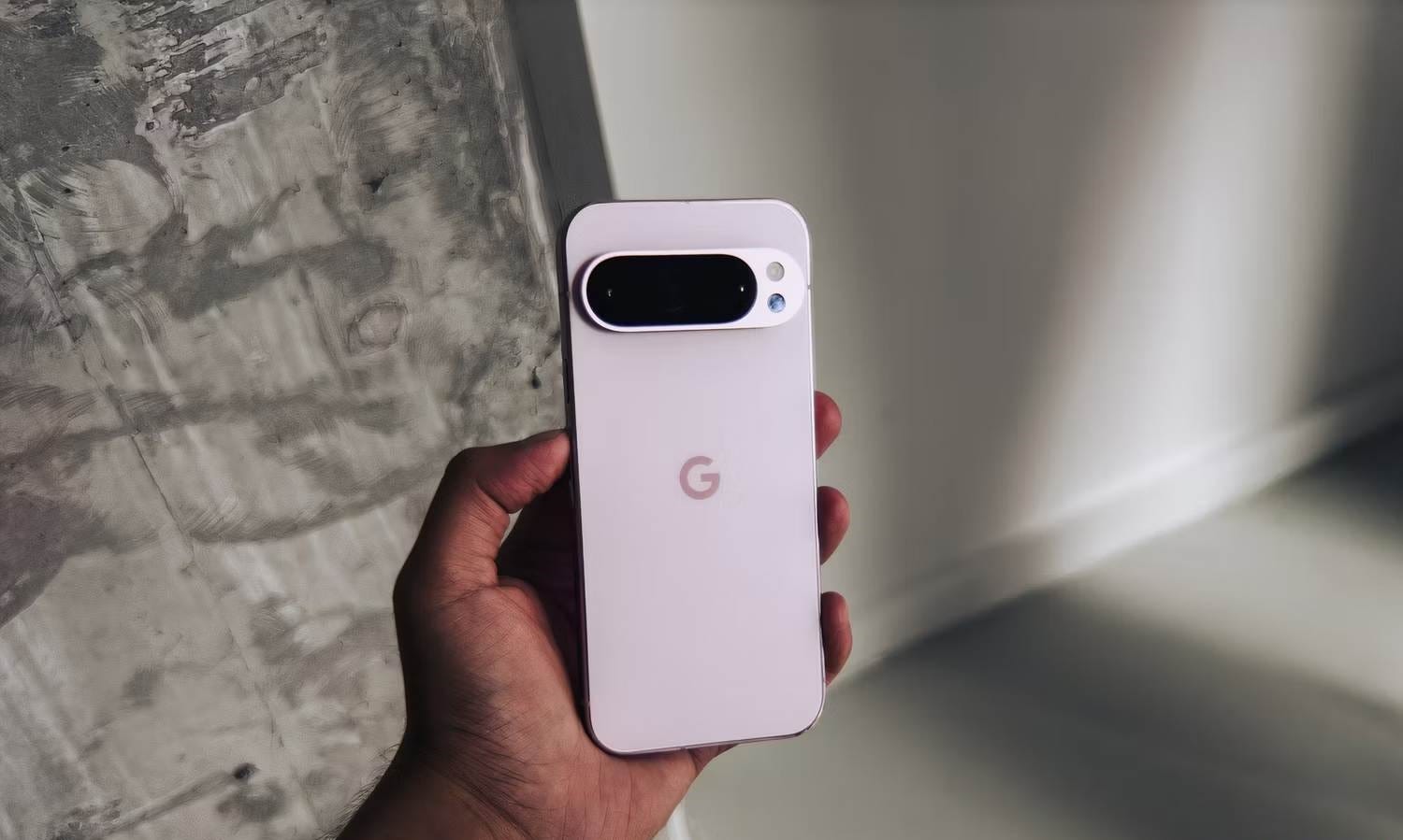 صورة لـ لماذا قد أتجاهل سلسلة Pixel 9 Pro من أجل الإحتفاظ بهاتفي Pixel 8 Pro | 1BUjyc_x7_ZvW8hTO5DQPsA-DzTechs