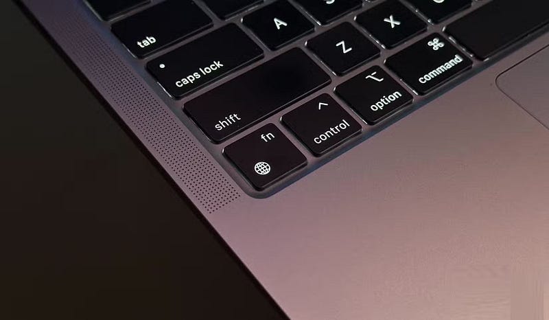 صورة لـ لماذا أتمسك بالـ MacBook رغم وجود بدائل جيدة بنظام Windows؟ | 1EtLCsOVDMPeP713mefvy3Q-DzTechs