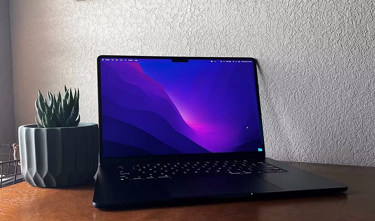 صورة لـ لماذا أتمسك بالـ MacBook رغم وجود بدائل جيدة بنظام Windows؟ | 1vJ5ZavfJ1pEPferccP-kpQ-DzTechs