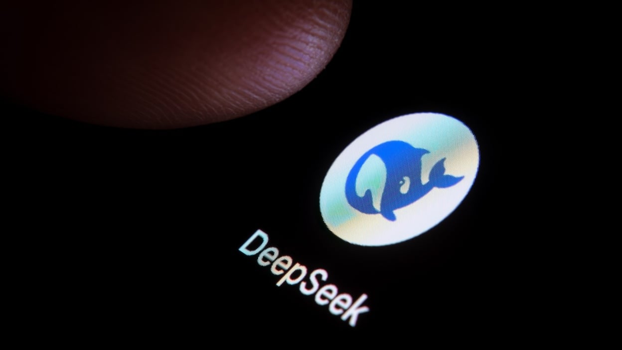 تطبيق deepseek على الهاتف الذكي