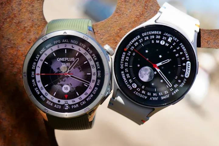 OnePlus Watch 3 وساعة Samsung Galaxy Watch 7.