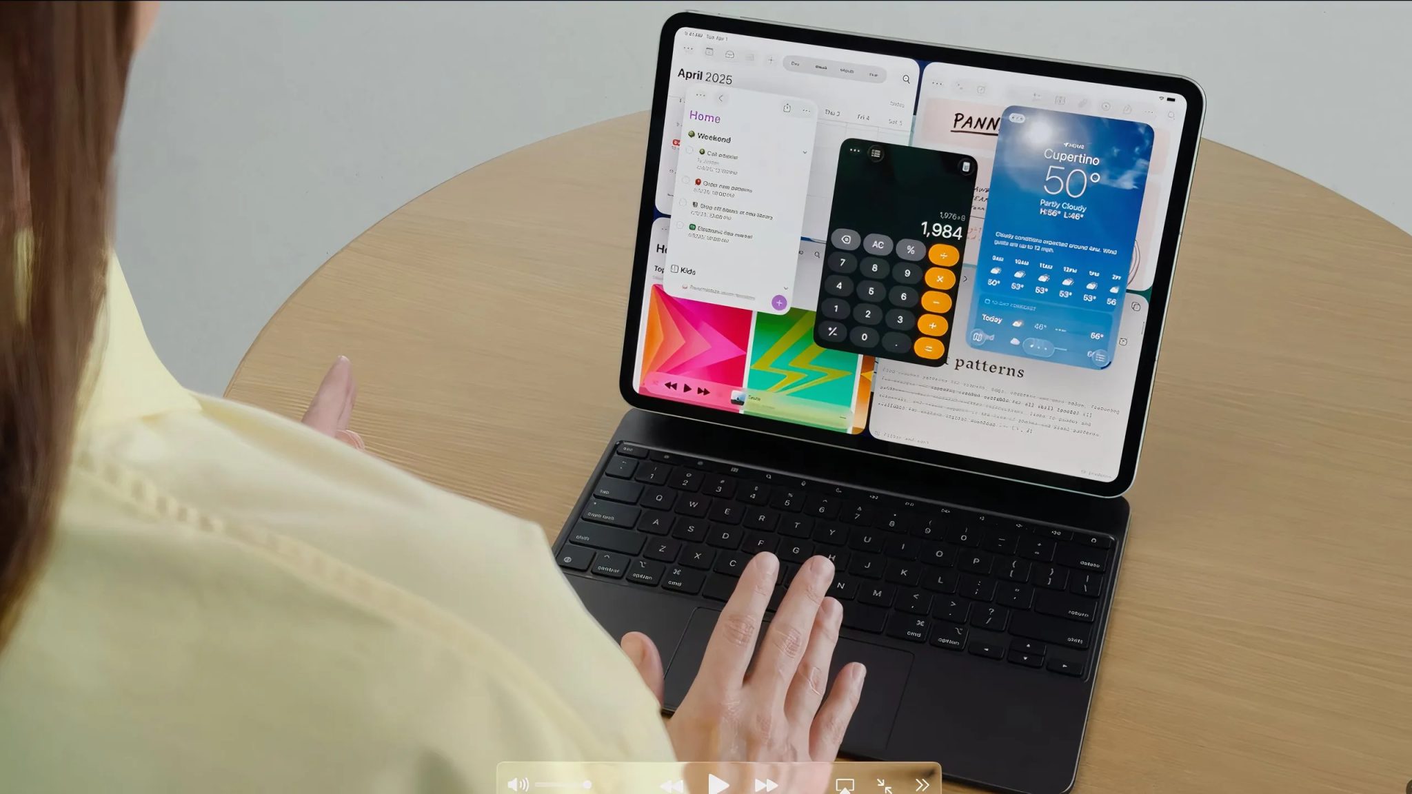 أداة تعدد المهام الجديدة على iPad مع iPadOS 26