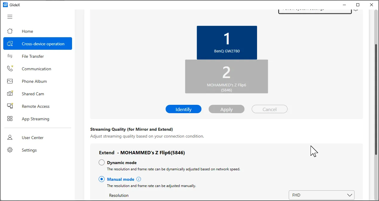 GlideX display configuration window showing dual monitor setup with PC monitor and connected phone, including streaming quality options for Dynamic and Manual modes